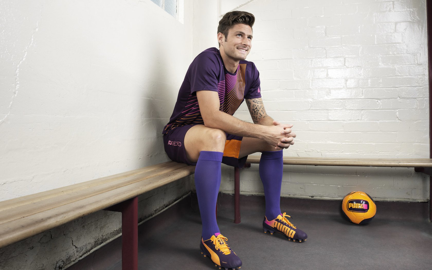 13次对决！安菲尔德12连胜遇37次射正狂潮，利物浦能破魔咒吗？，安菲尔德球票