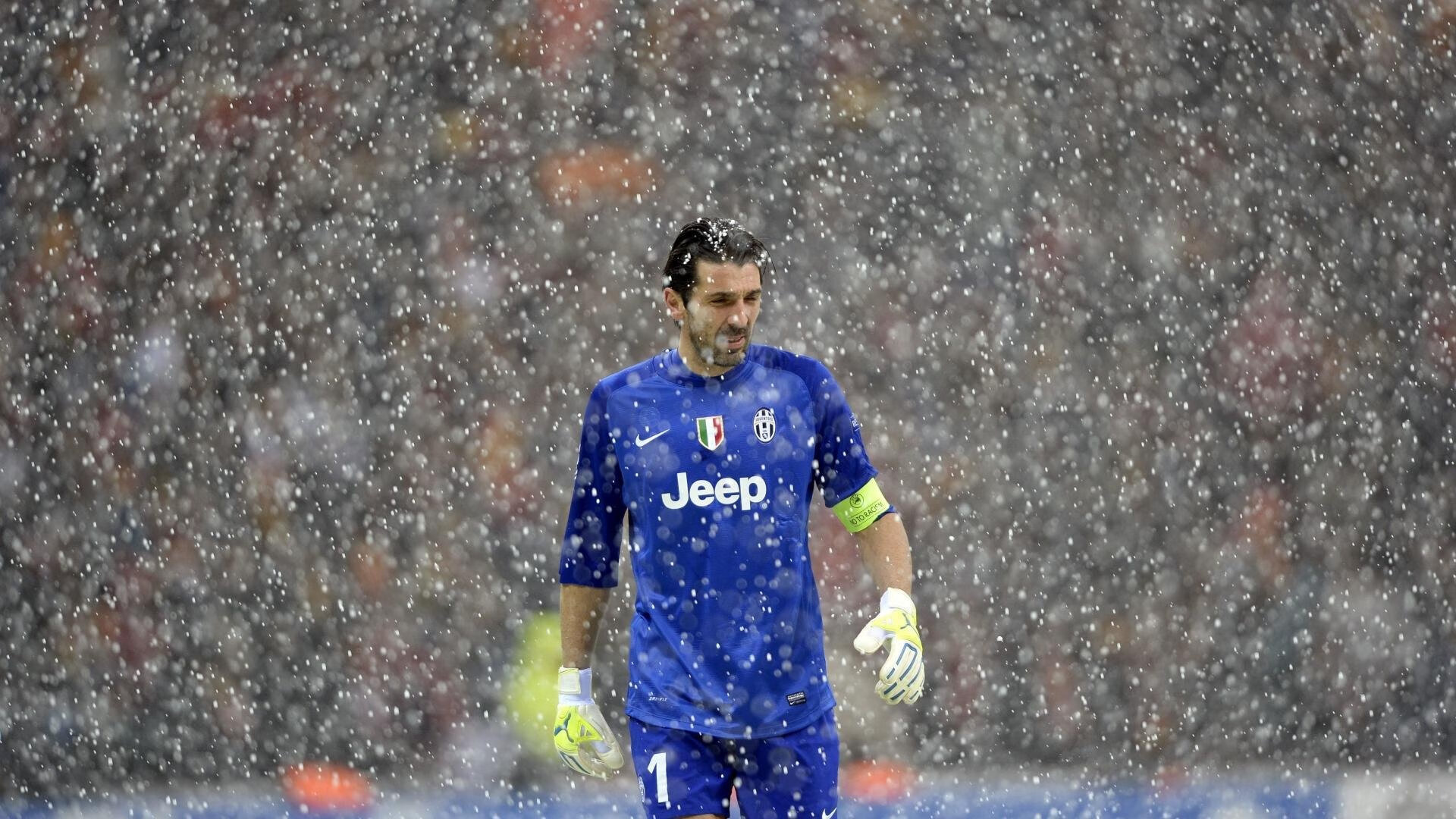 欧冠开赛推迟，英超早场对决，英超和欧冠怎么错开时间