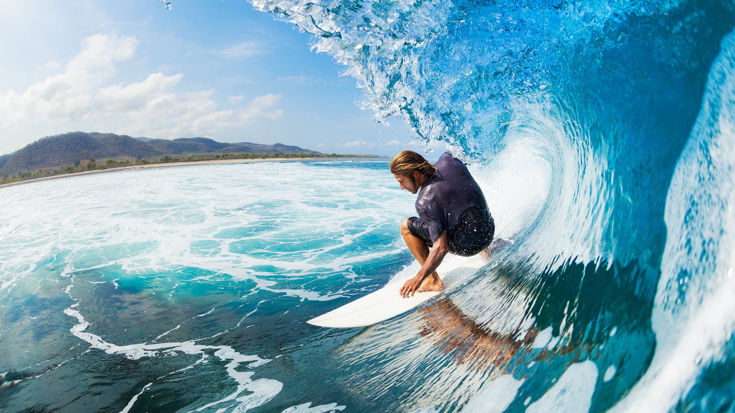 麦金托什稳定发挥赢得掌声不断，麦金托什海报