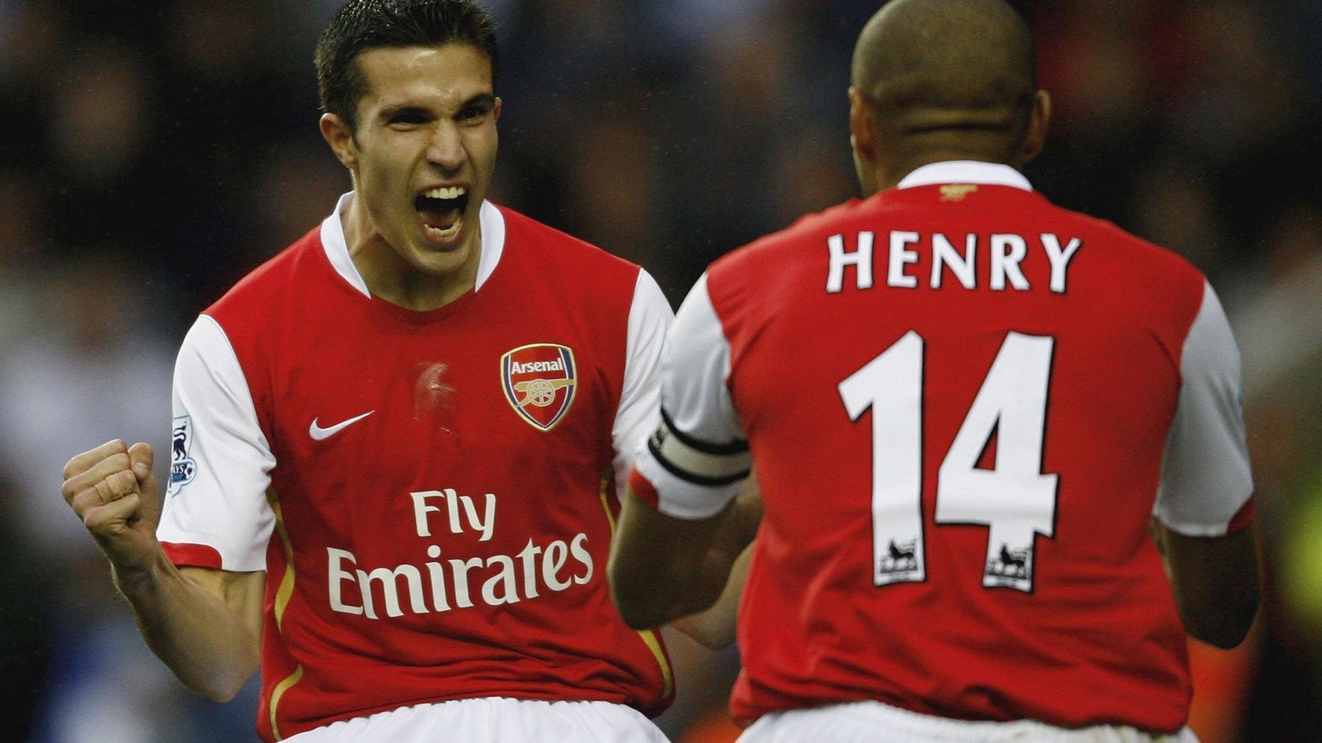 Berger 精准传球带动全队攻势，贝尔传球